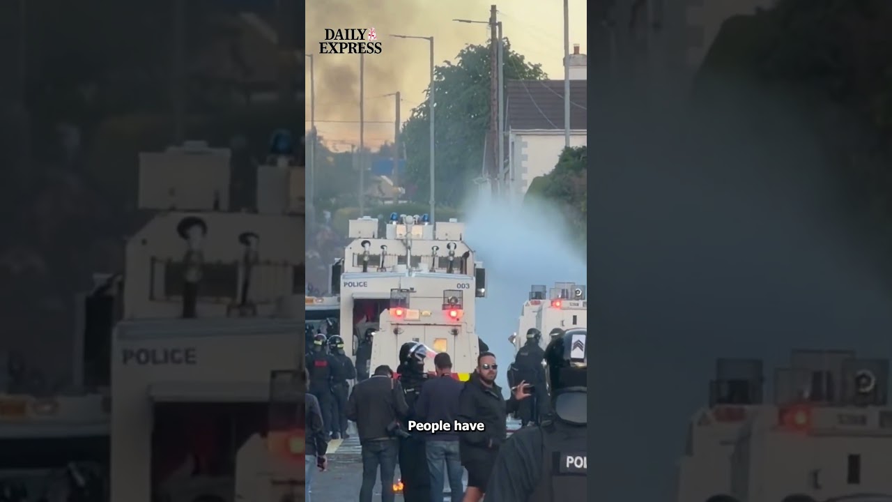 Water cannon have been deployed as disorder continues in Belfast 🔴