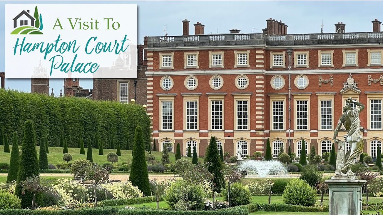 A Tour of Hampton Court Palace Gardens - 🌸🏰🌺👑🌸