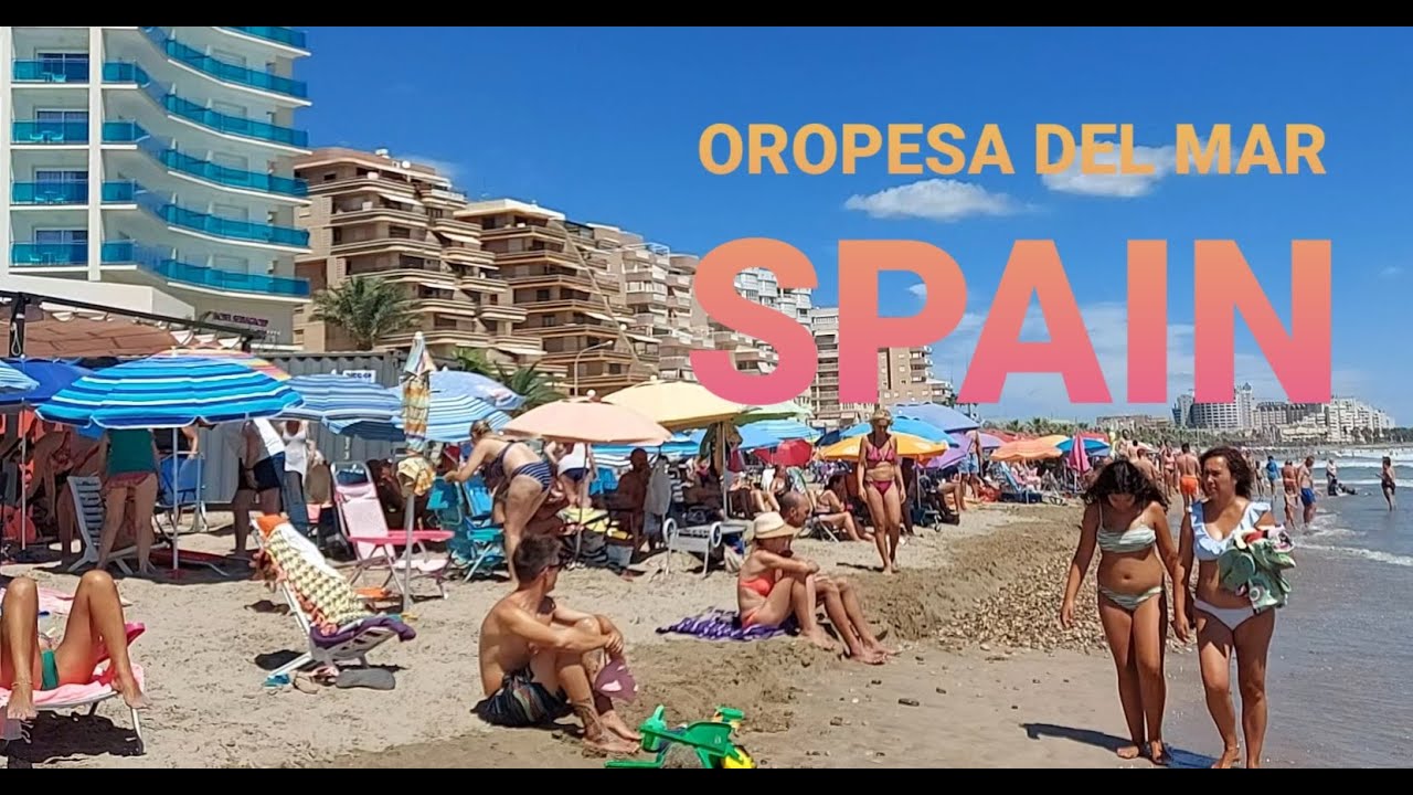 BAY WALKING @ OROPESA DEL MAR (CASTELLON) SPAIN / SUMMER 2022