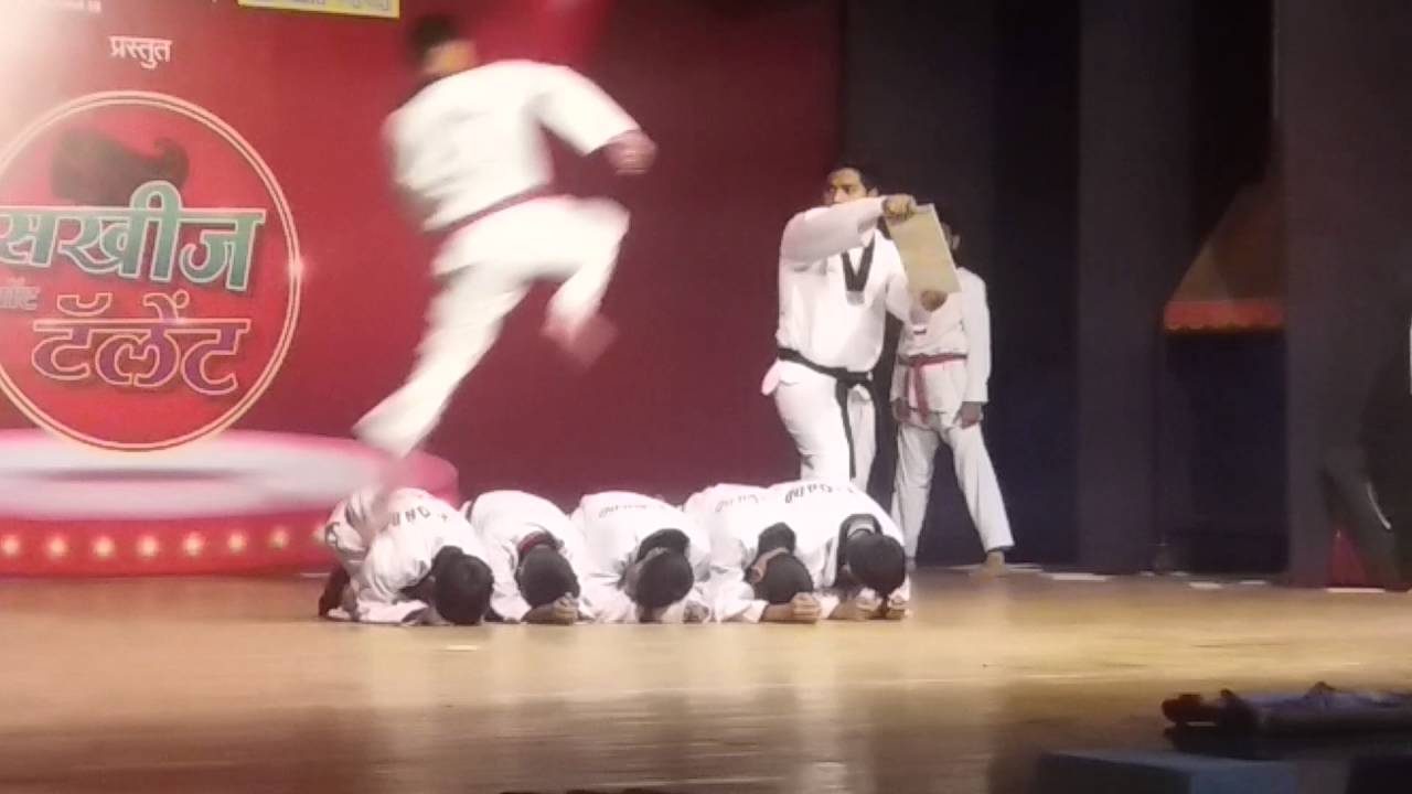 Unique taekwondo demo team in sakhi got talent