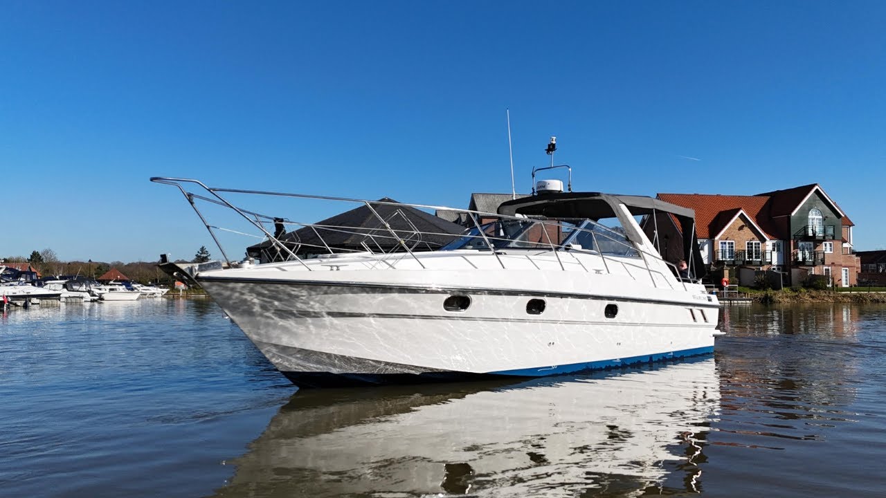 Fairline Targa 33 - £39,950 - Full Video Tour - 1990 Model