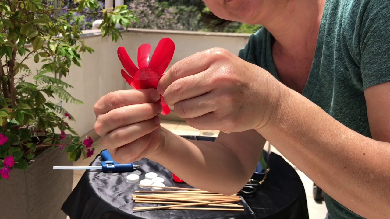 Reciclagem - Flor de pote de iogurte -