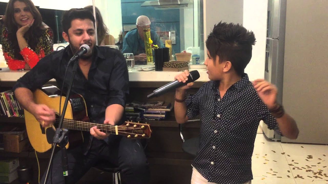 Rogerinho Costa e Cristiano Araújo  - Hoje Eu Tô Terrível