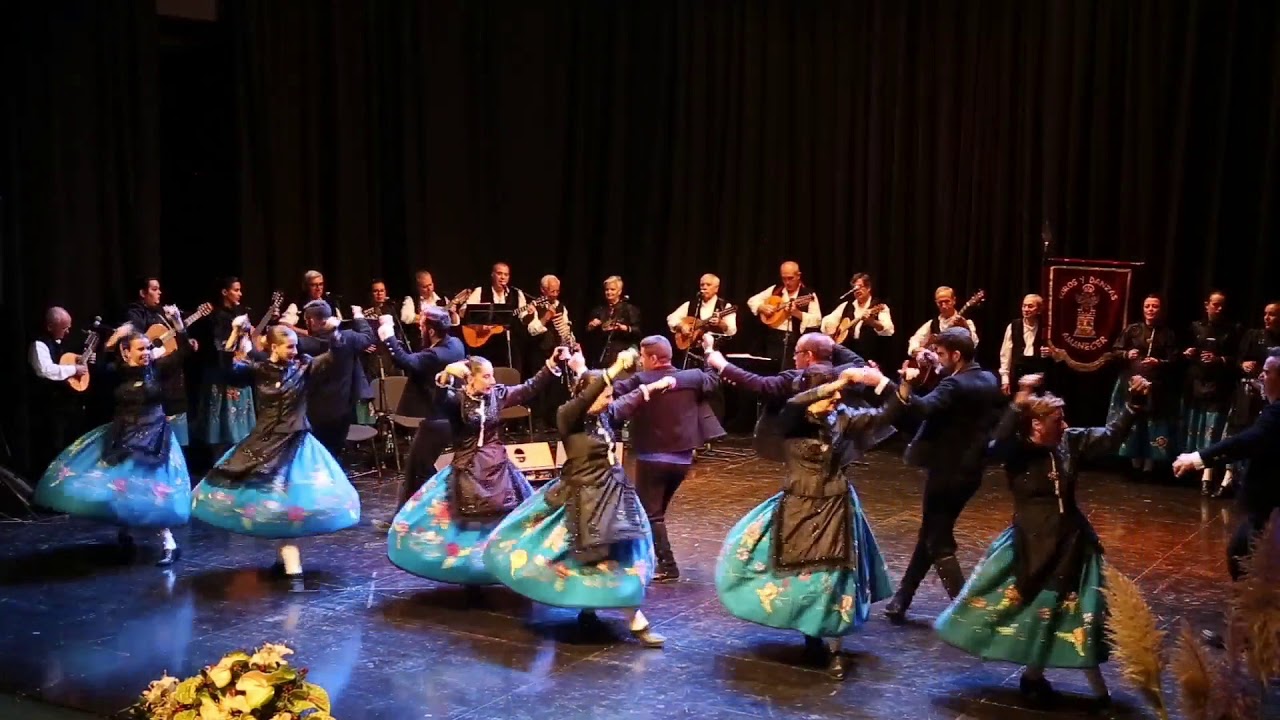 Coros y Danzas Amanecer ´Seguidilla con jota Hinojosa de San Vicente´