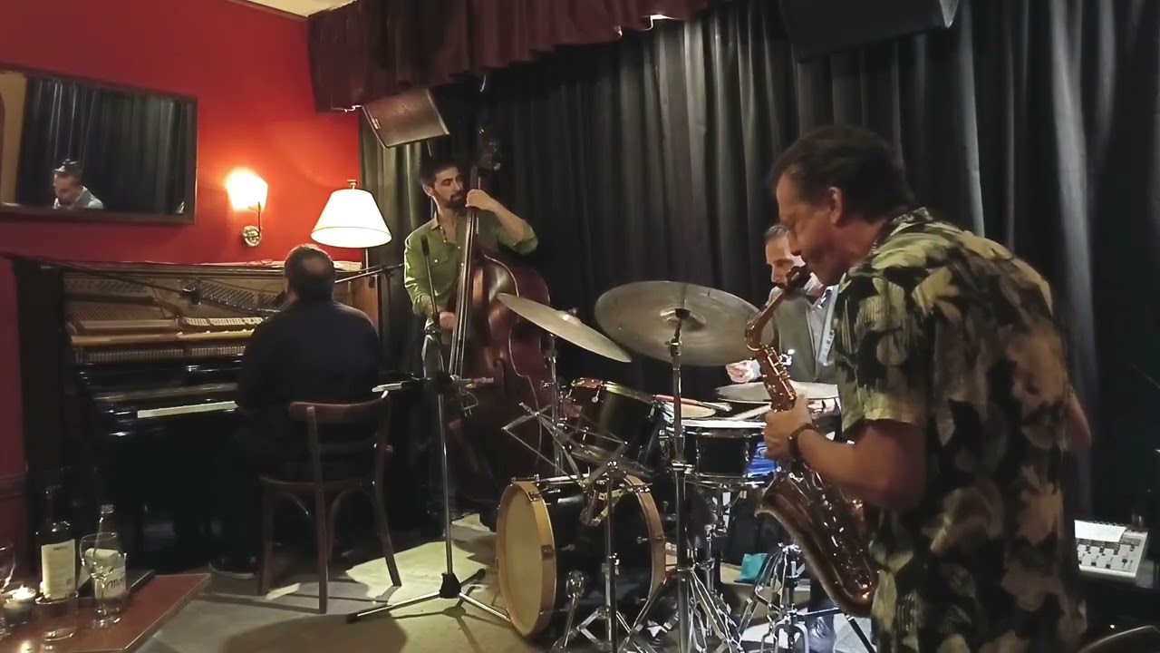 Straight Ahead Quartet 