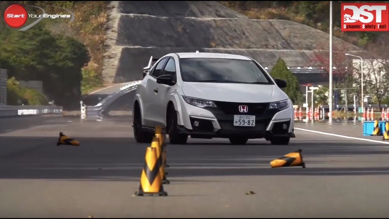 ホンダ・シビック・タイプR vs フォルクスワーゲン・ゴルフGTE（ダブルレーンチェンジ編）【DST#093-04】