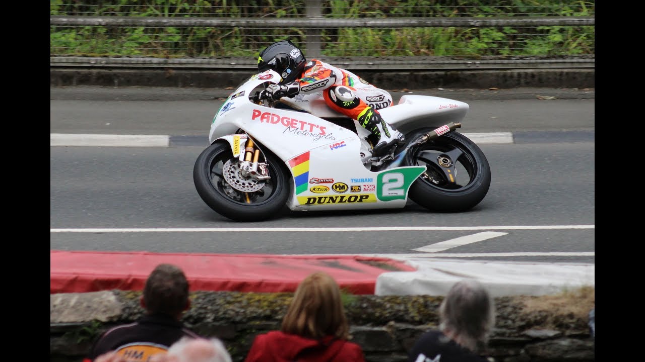 2017 ISLE OF MAN CLASSIC TT LIGHTWEIGHT RACE with Bruce Anstey, Ian Lougher & Michael Rutter