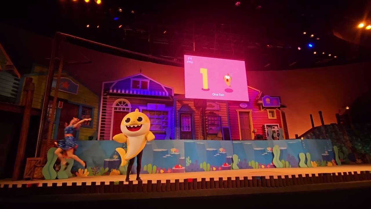 Pinkfong Baby Shark Show at SeaWorld Orlando