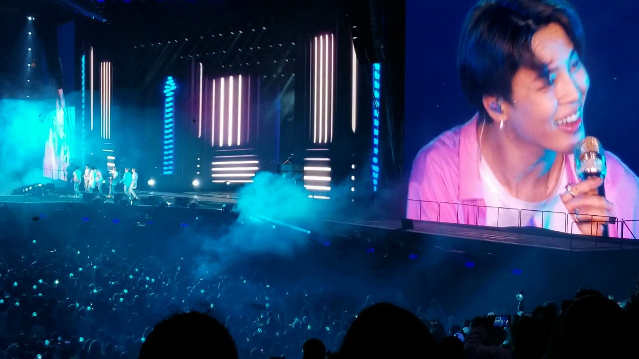 190519 BTS Boy With Luv @ MetLife Day 2 @melanie_0925