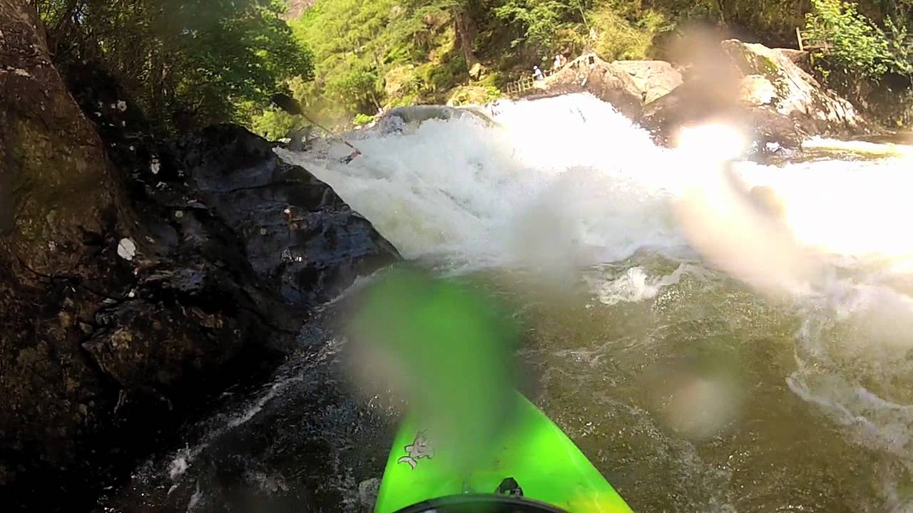 River Glaslyn Kayaking Aberglaslyn Gorge with Elliott Davidson