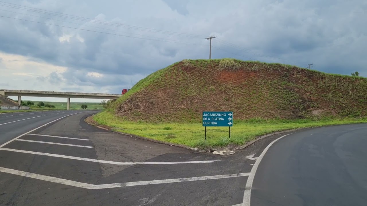 Chegando na divisa São Paulo/ Paraná,  Ourinhos/Jacarezinho.