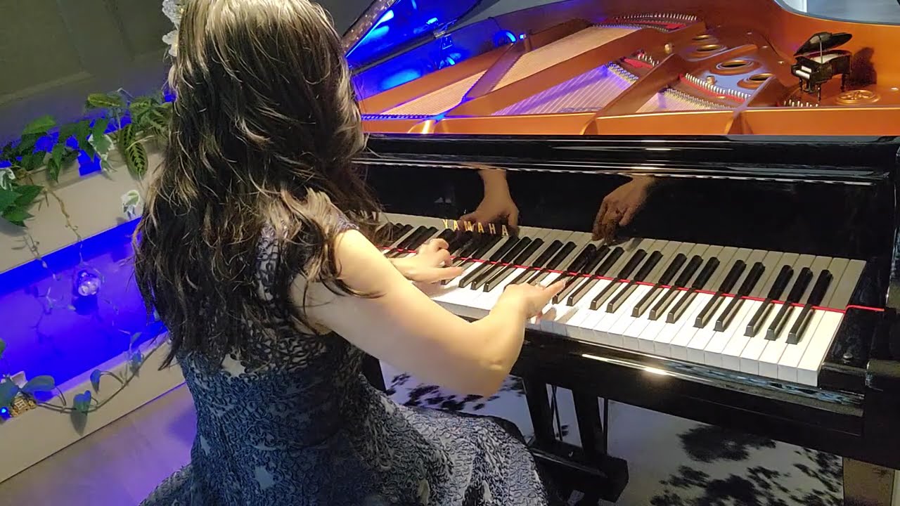 Chopin Nocturne Op. 9 No. 2 in E Flat Major - (3 years & 7 month Adult Piano Beginner)