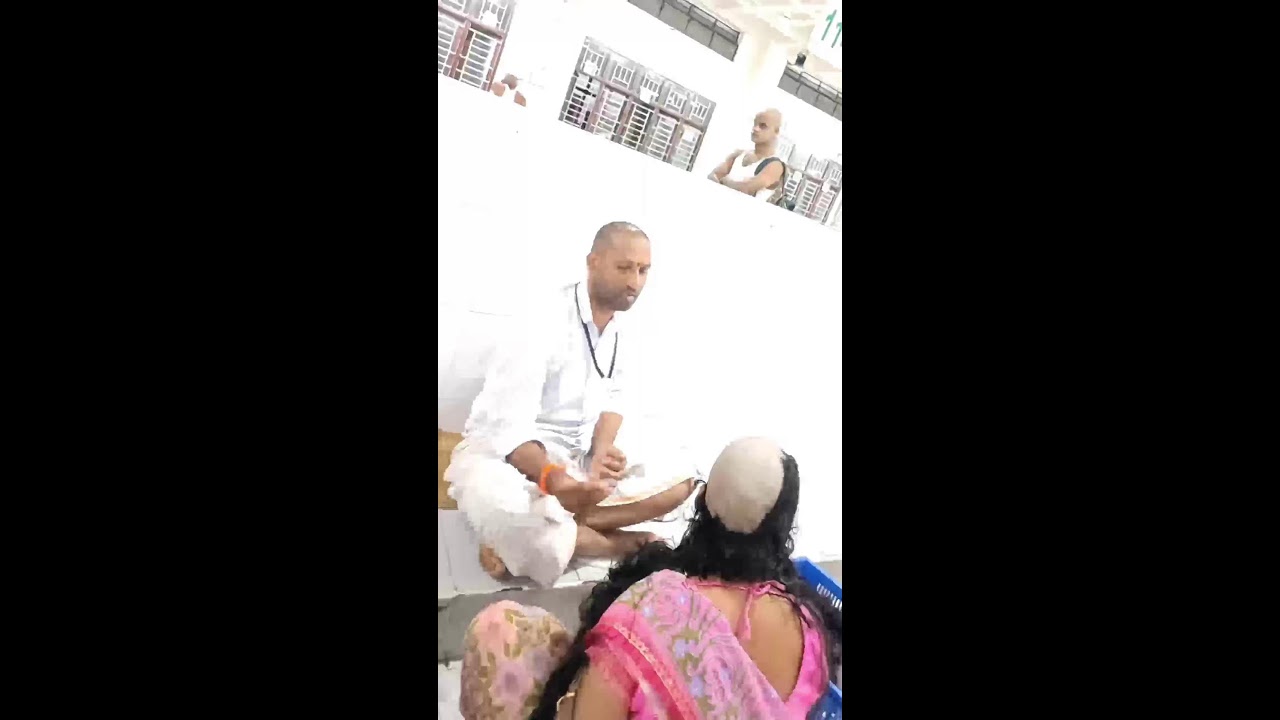 Young girl headshave video live | Indian woman tonsure live | Indian woman mottai live