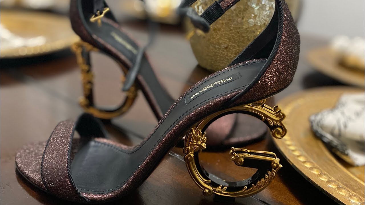 Обзор босоножек Dolce & Gabbana и ремня Versace