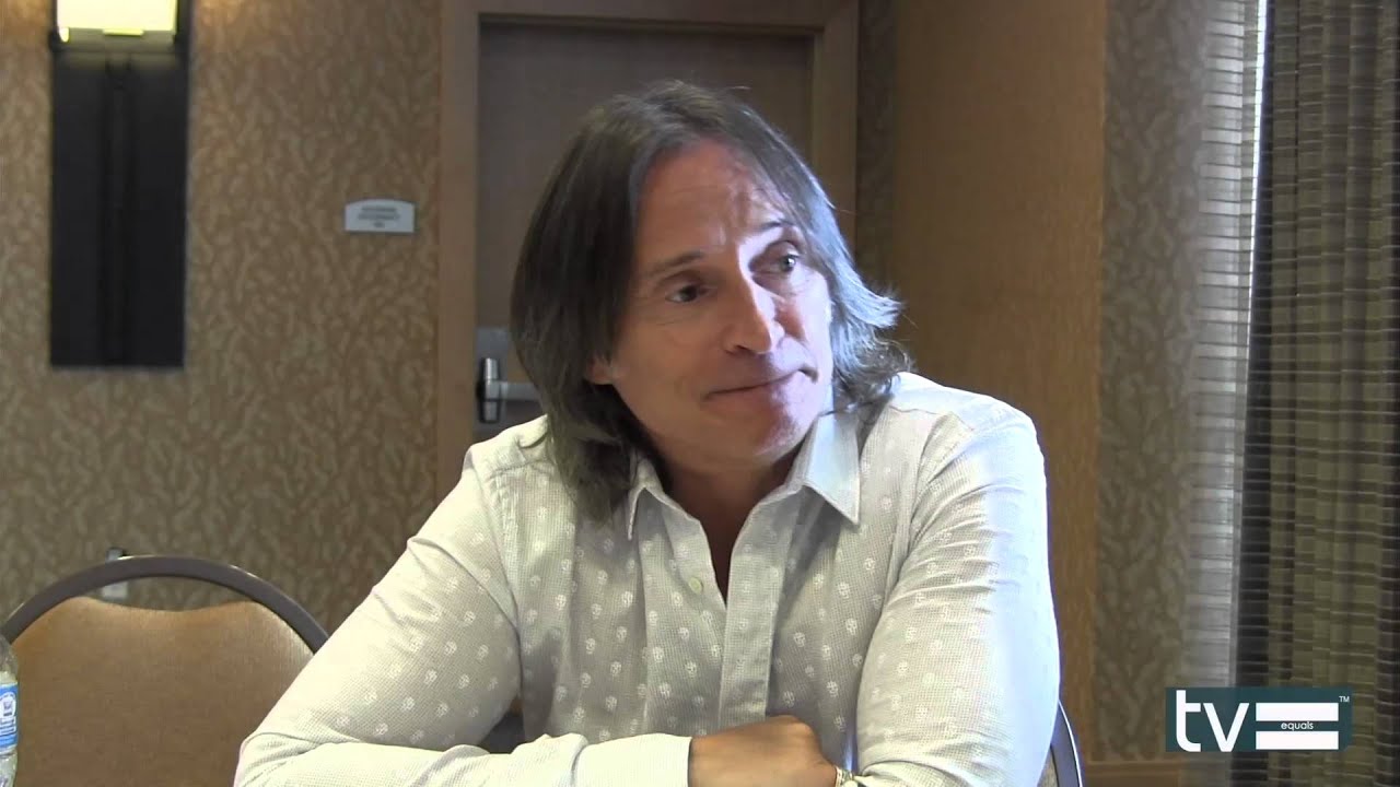 Once Upon a Time Season 3: Robert Carlyle Interview