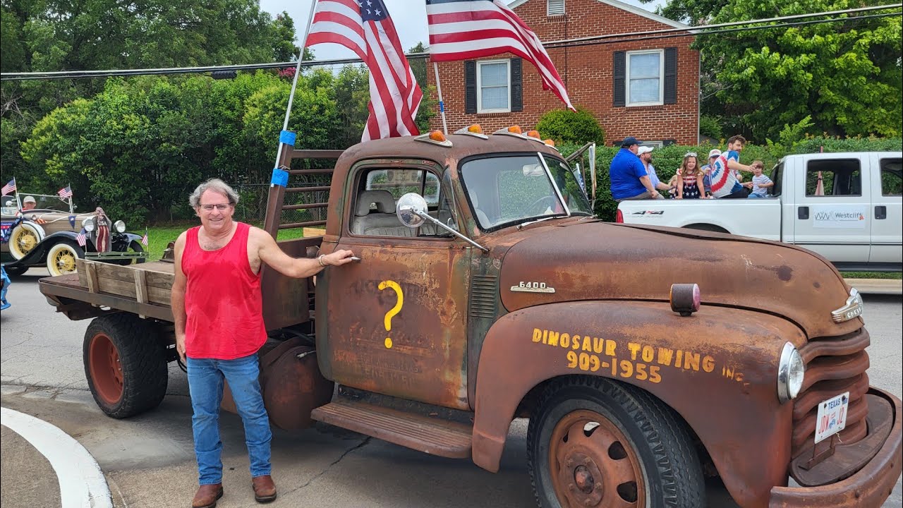Dinosaur in a 4th of July Parade