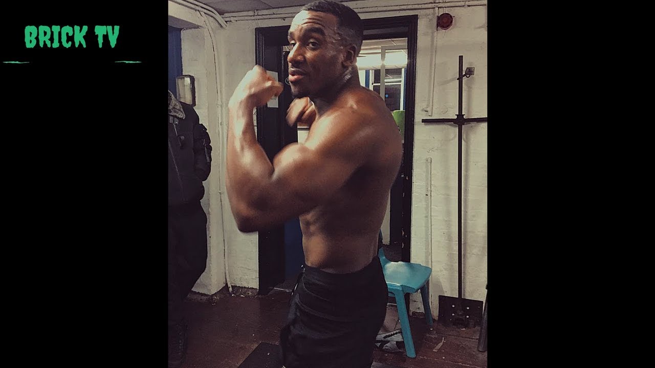 Bugzy Malone Shadow Boxing