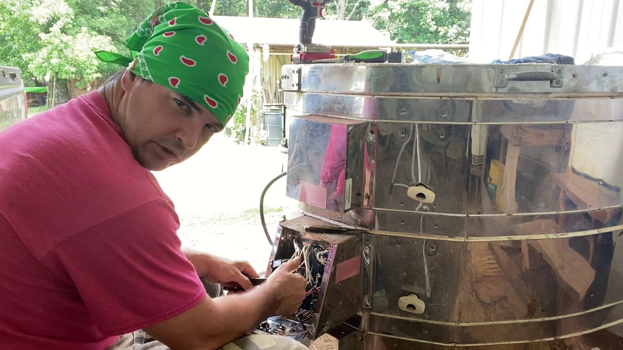 Changing relays in pottery kiln