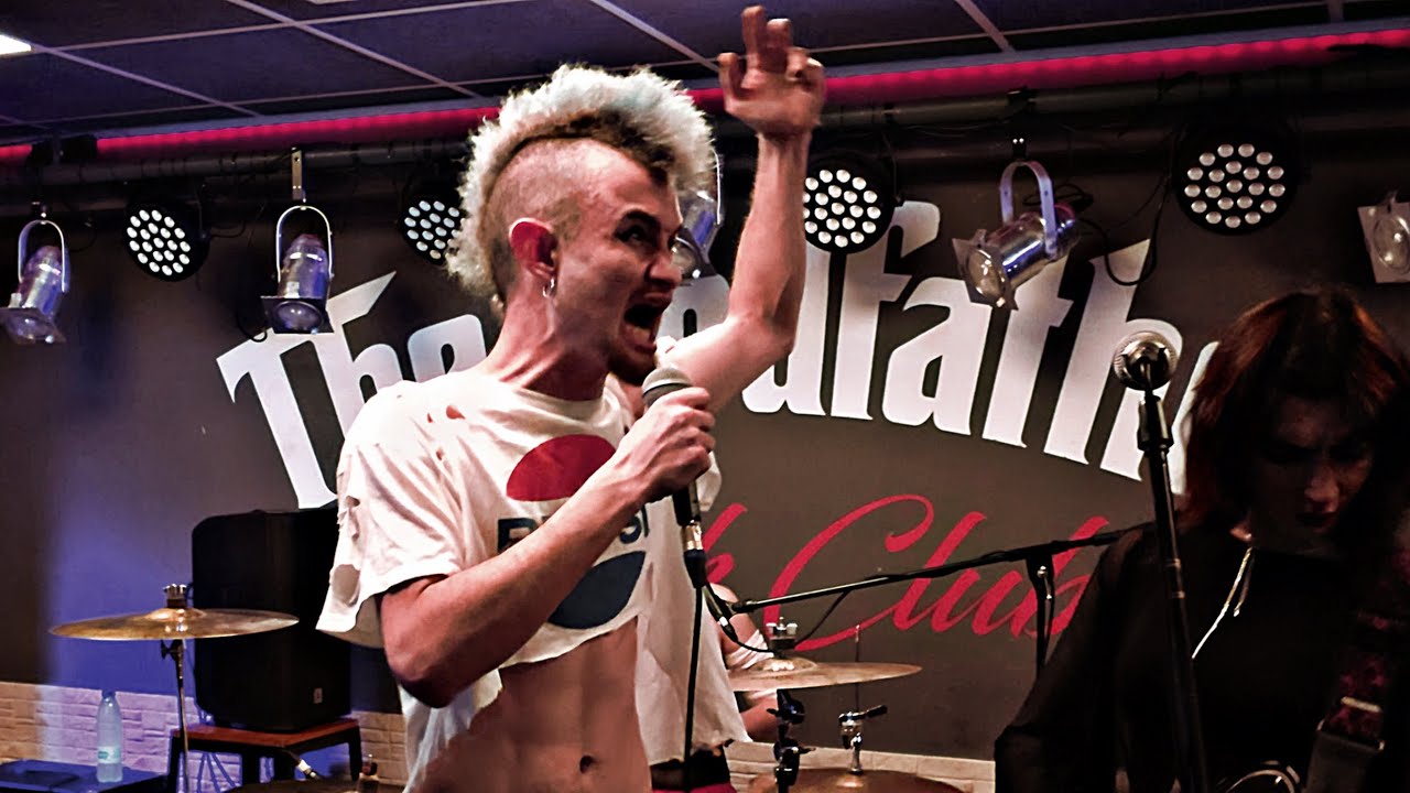 KAZO -Ataka directo punk en God Father Madrid 15-12-2023