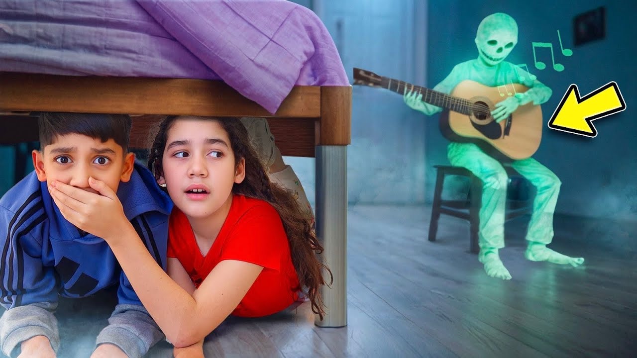 La GUITARRA de Nuestro Hijo Cobró VIDA A Medianoche!!