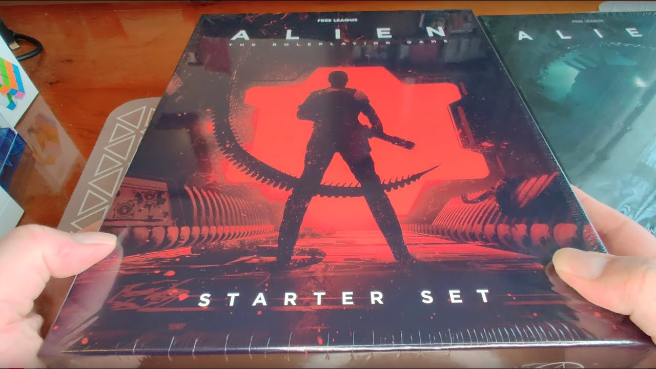 Alien RPG Core Rulebook and Starter Set -- Flip-Through and First Impressions