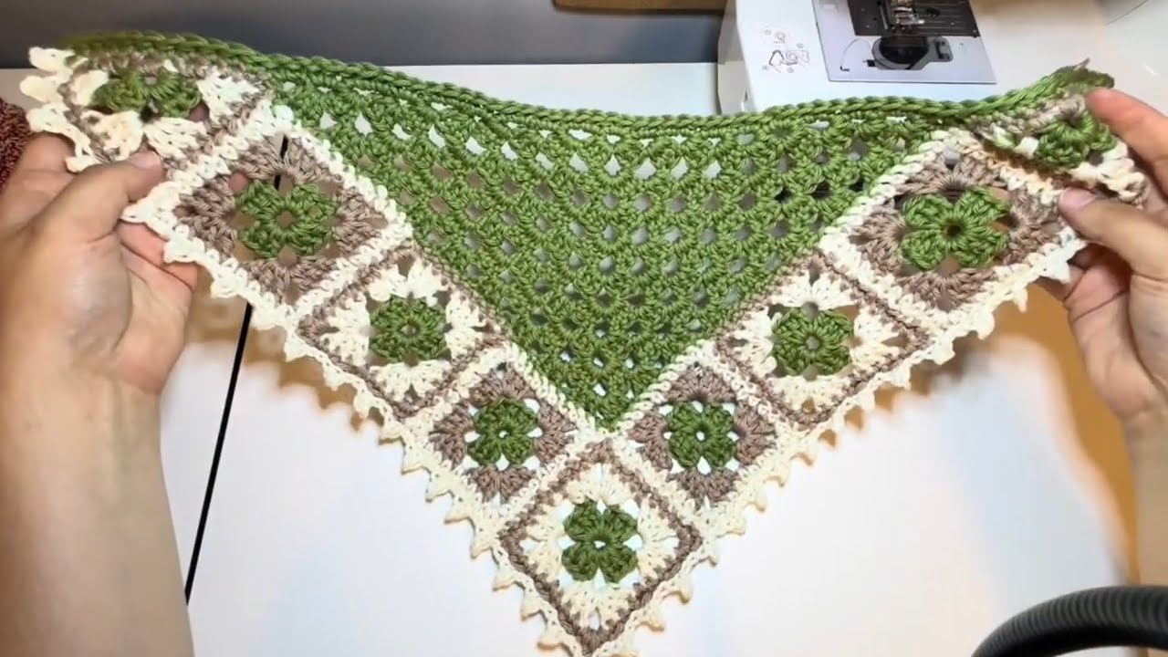 Granny Square Bandanna (full tutorial)