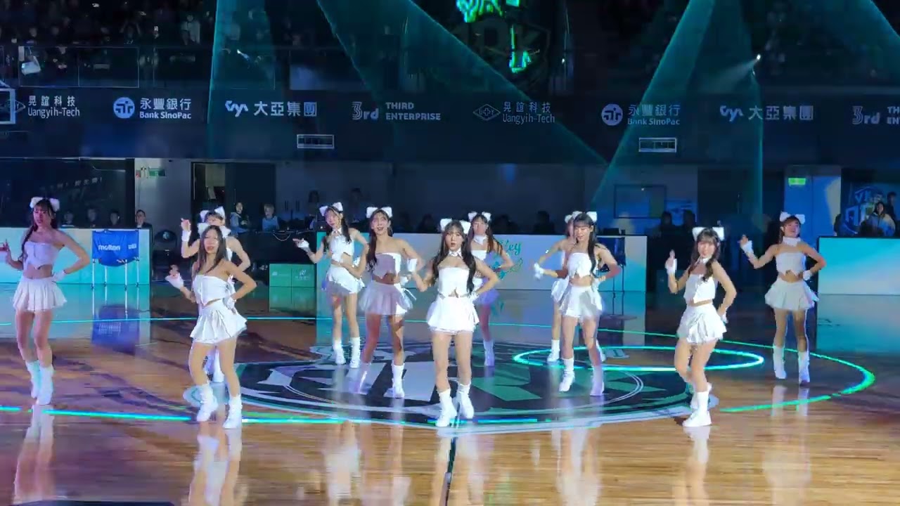 20250207 YoungKey Girls #洋基女孩 #PLG # 開場表演 #睦那京 #목나경 #崔洪邏 #최홍라 #李素敏 #이소민