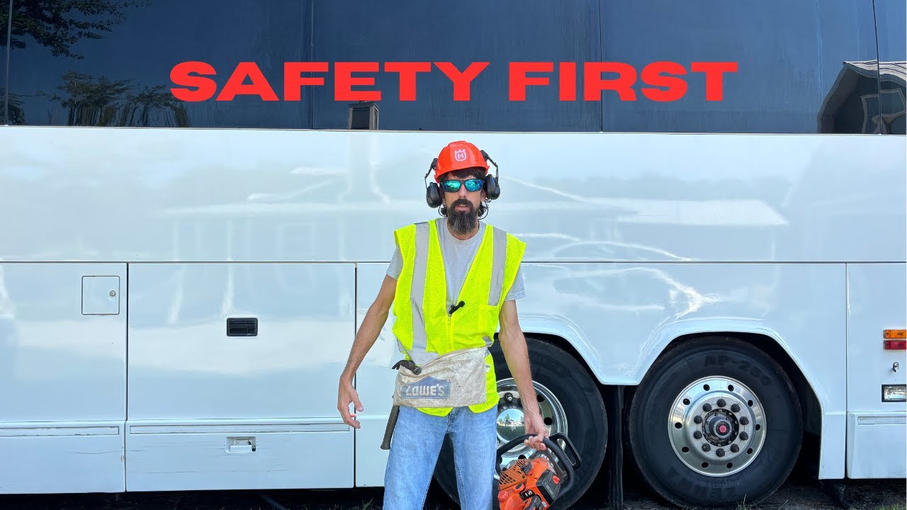 HOW TO DRIVE A PREVOST BUS - MOTORHOME DRIVING SAFETY RULES