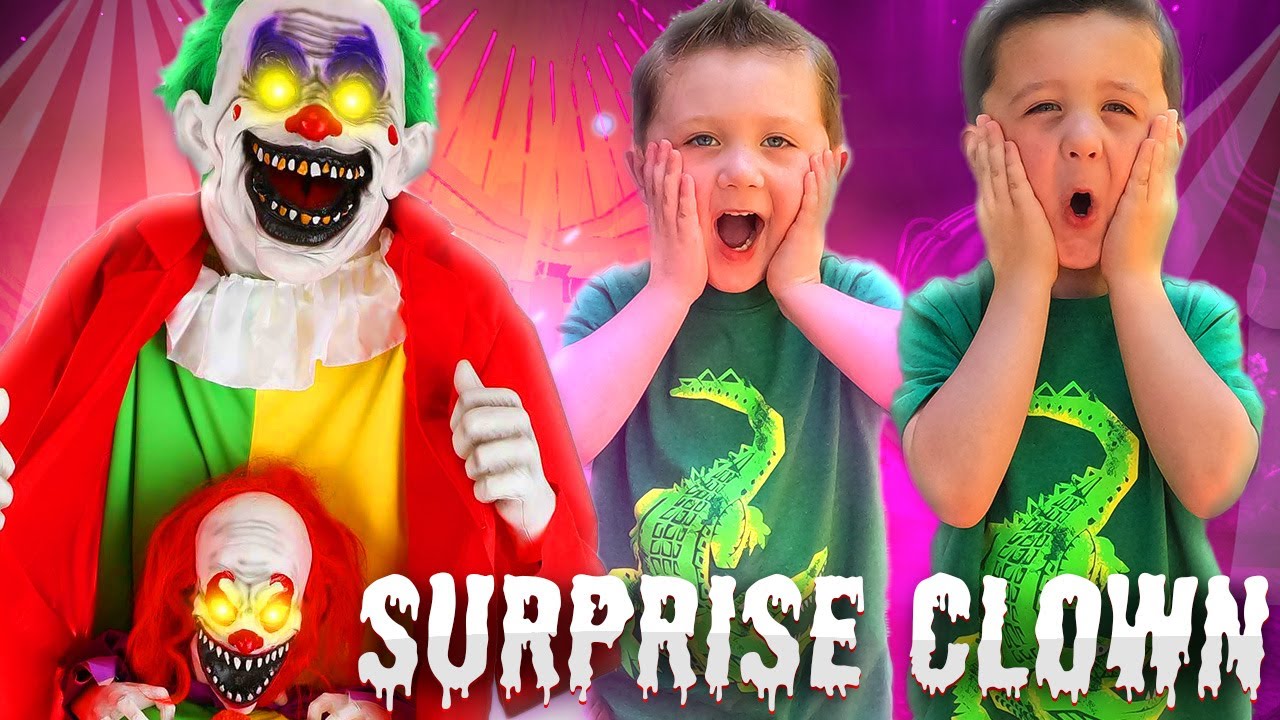 Scary Surprise Clown | Unbox Setup Halloween Animatronic | Creepy 7 foot Animated Clowns