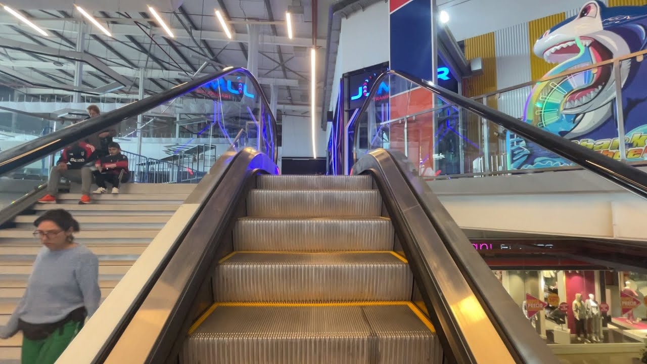 2022 Schindler 9300 Escalera Mecánica @ Viña Outlet Park, Viña del Mar, Chile
