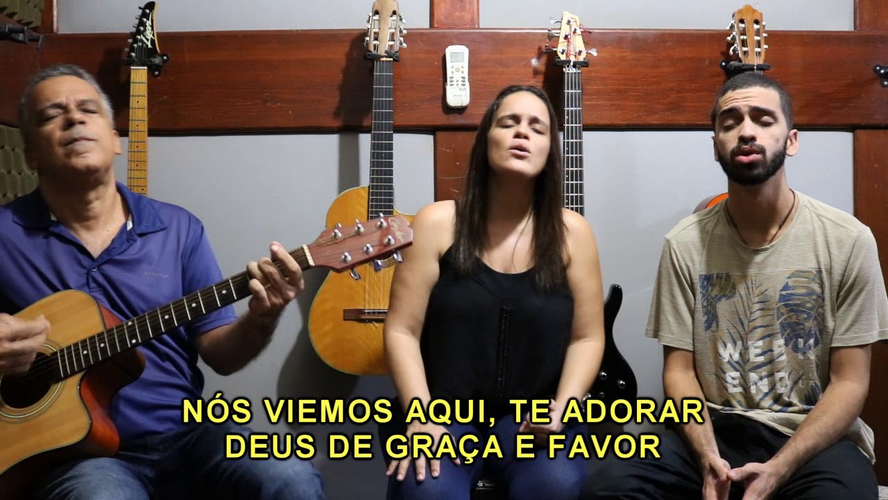 Aos Erguermos as Mãos
