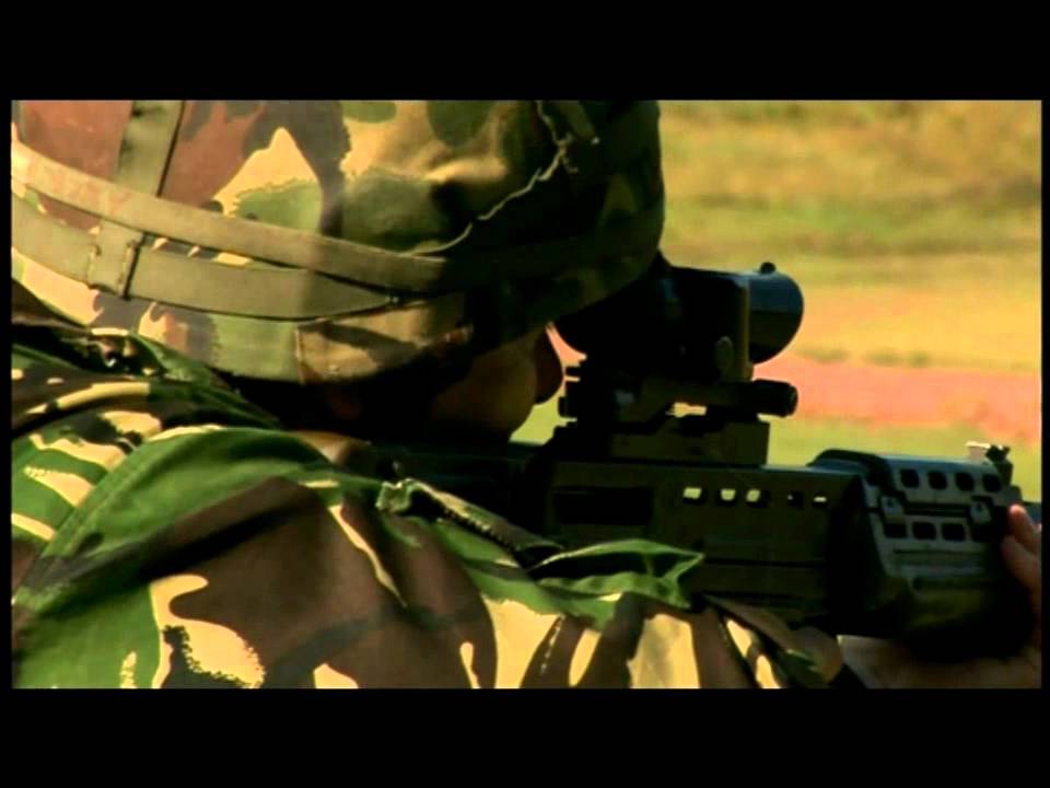 ANDY McNAB Explains the SA80