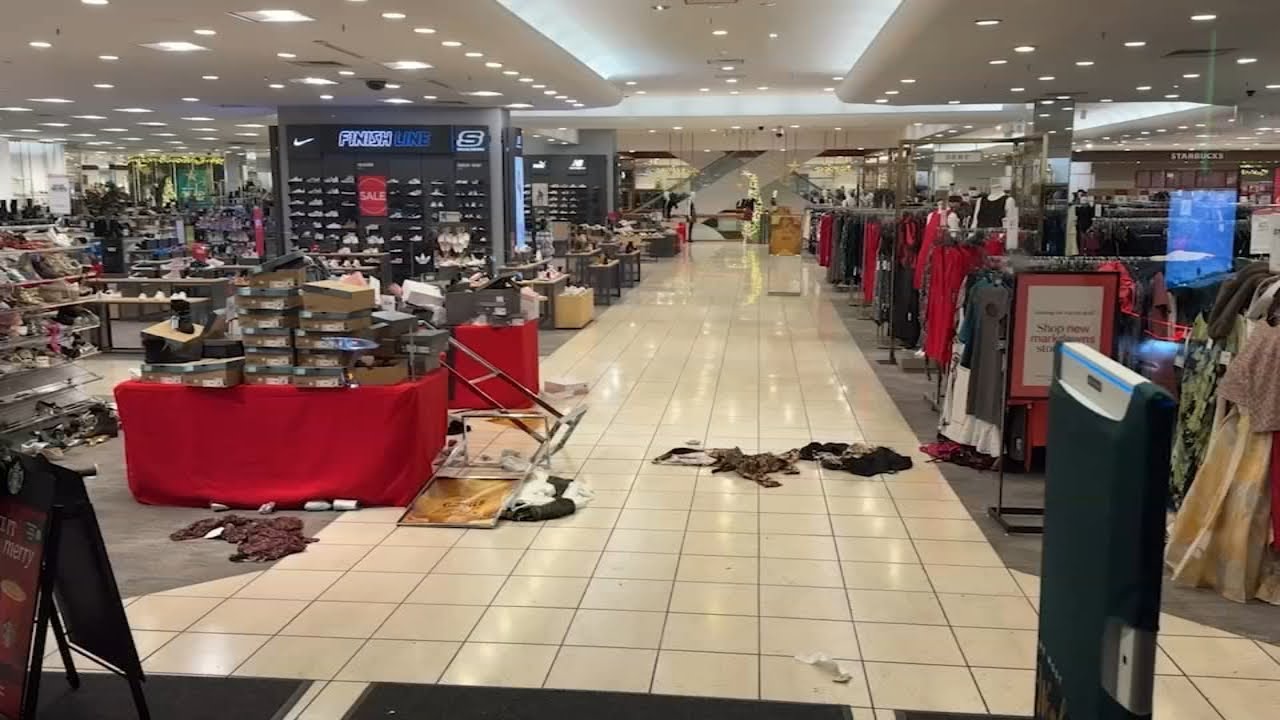3 people injured in Black Friday shooting including 16-year-old girl at Bay Area mall, police say