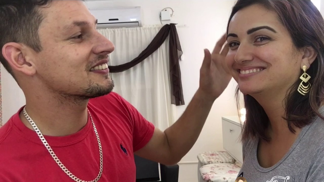 Marido Maquiando