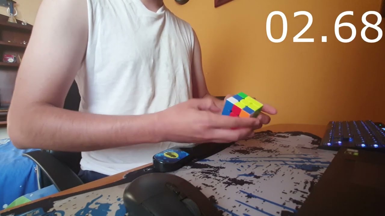 5.79 3x3 Rubik's Cube solve (Weilong v9)