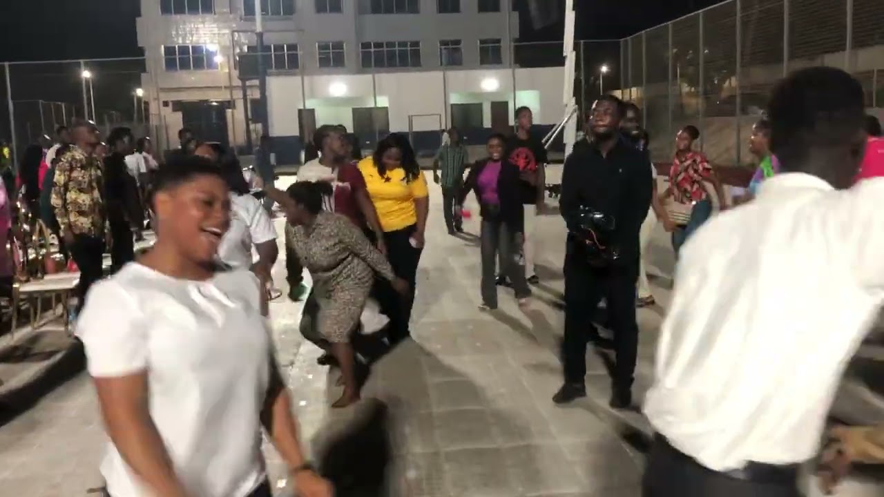 Auditorium was FULL! But Youth Dance Wildly Outside during Praise Ministration!” 😱🎶