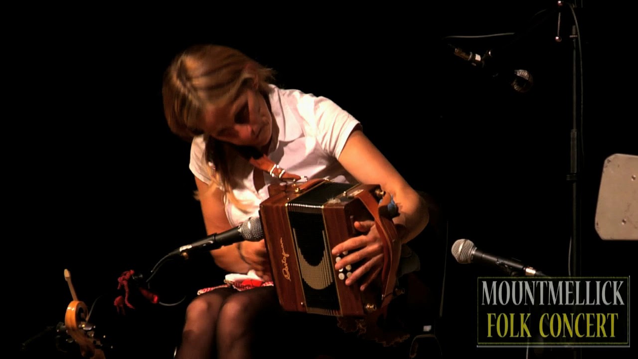 Sharon Shannon Galway Girl & Tune for a Found Harmonium Mountmellick Folk Concert