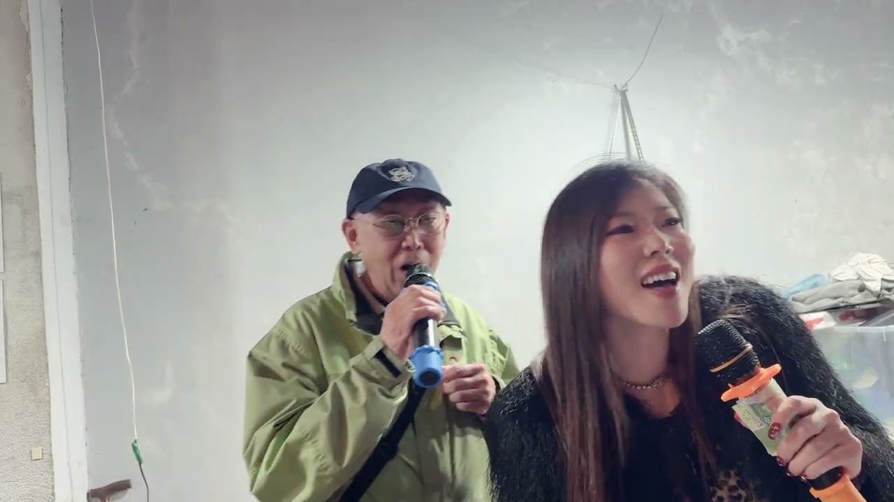 芯尼🎶🎶啟哥🎶🎶载歌载舞+情花开🎶🎶