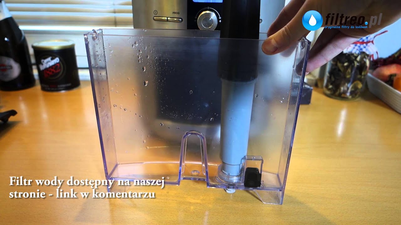 Wymiana filtra Krups F08801 w ekspresie ciśnieniowym Krups EA8260