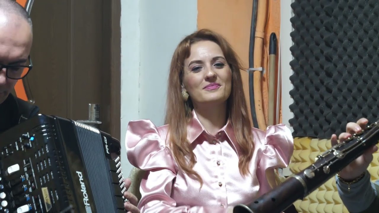 LAVINIA MANCIU SI FORMATIA MIRCEA VIRGIL-LIVE. tel.contact-0742430455
