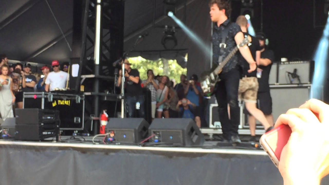 Royal Blood - Ben Thatcher Crowd Surf - Bonnaroo 06/12/2015