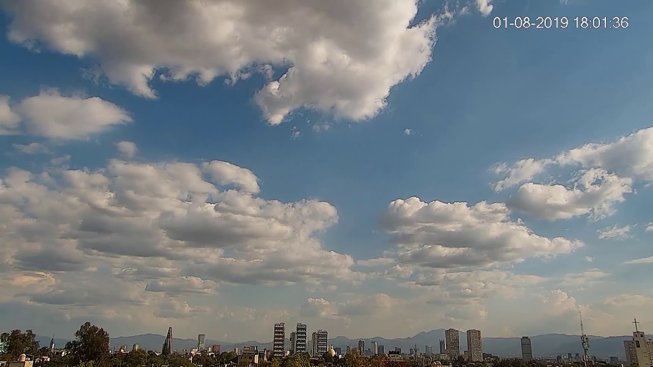Timelapse Mexico City CDMX Soleado, vista desde Norte a Sur