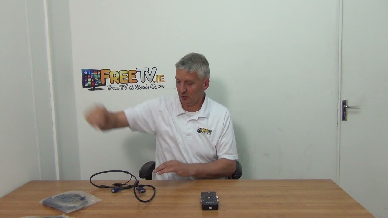 USB 2.0 / VGA KVM Switch w/ Cables (4 Way)