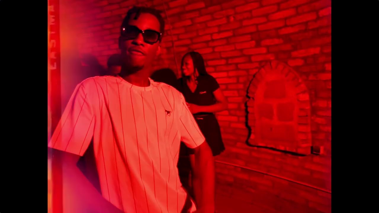 KAMUS_AURA VIBES_ ( CLIP OFFICIEL)
