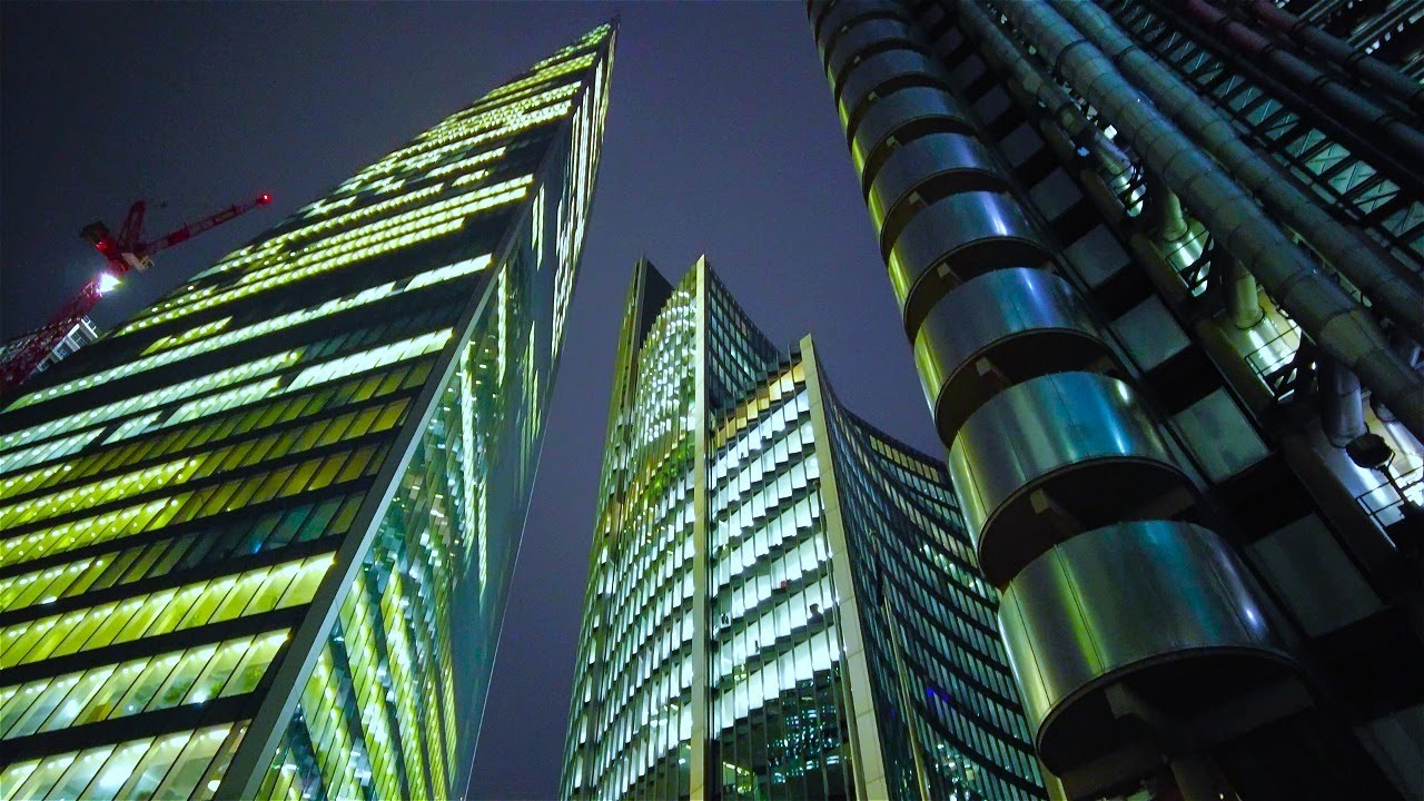 [4K] London Night Walk | Bank & Fenchurch Skyscrapers in the Rain