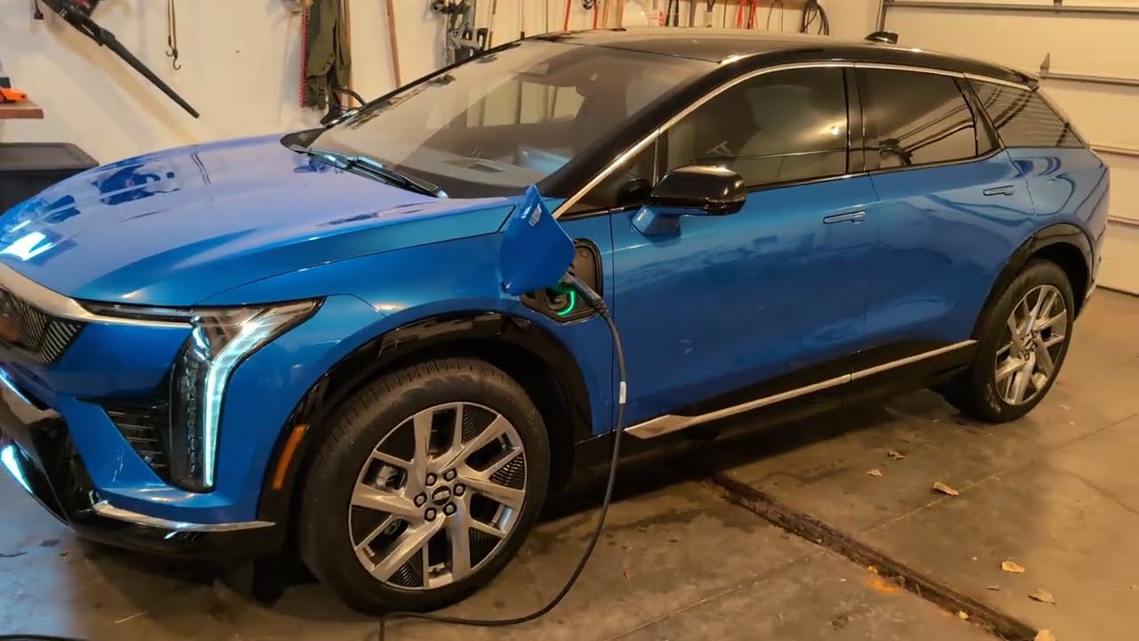 Cadillac Ceramic Coating | Ceramic Coating on Cadillac Optiq | Ceramic Coating Green Bay 