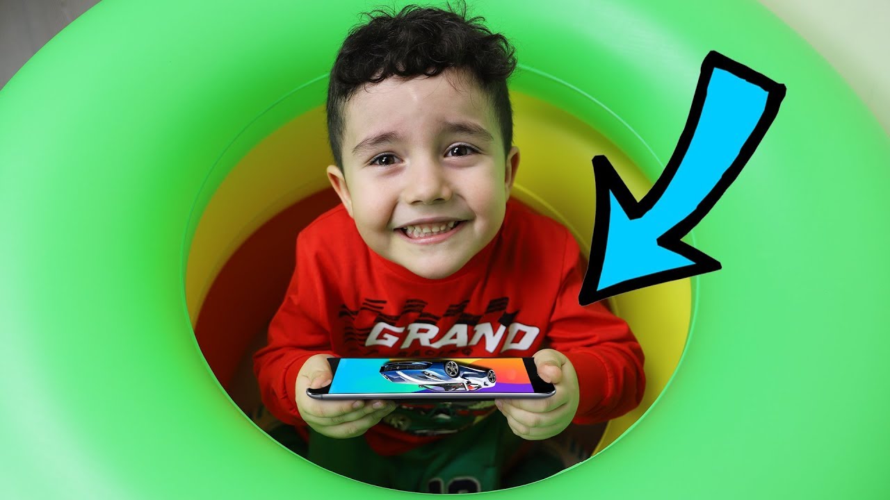 Yusuf Yaramazlık Peşinde! Kid pretend play with toys-Funny Kids Video