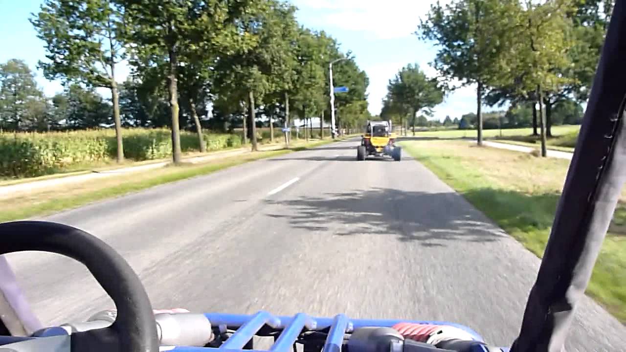 Personeelsuitje 22-09-2012 buggy rijden op asfaltweg