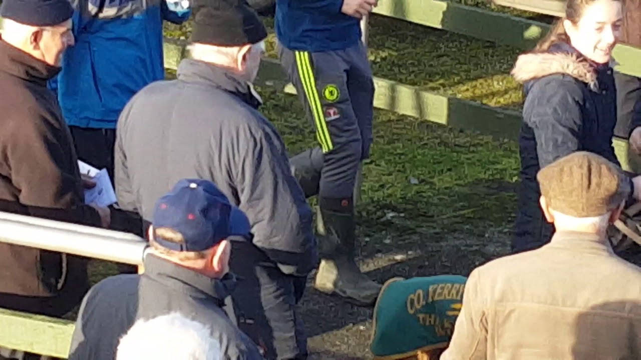 Ballymac Meena winning the Kingdom Cup 2018 for owner Liam Dowling