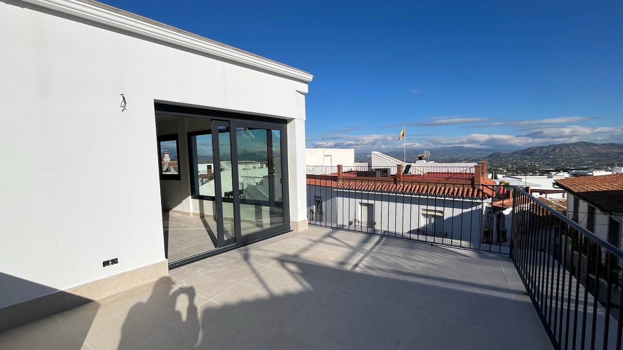 FOR RENT/TE HUUR  Penthouse 0034-669997655